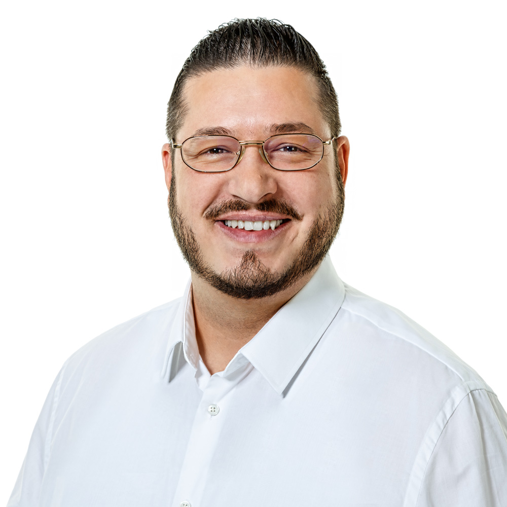 Roberto Cozza – Leiter AVOR / Einkauf bei ABS Ruefer AG Roberto Cozza - Leiter AVOR / Einkauf bei ABS Ruefer AG
